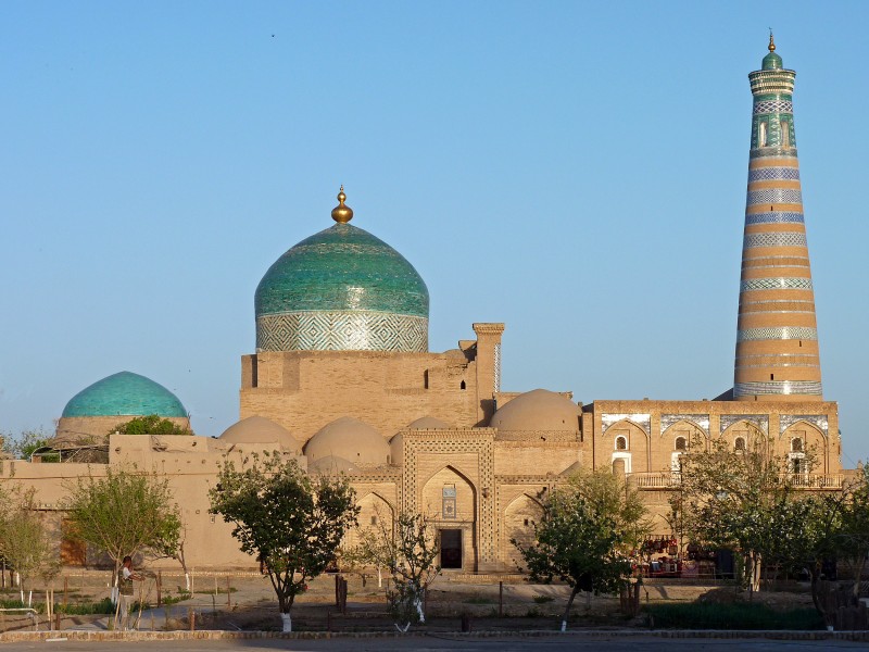 uz09255.jpg